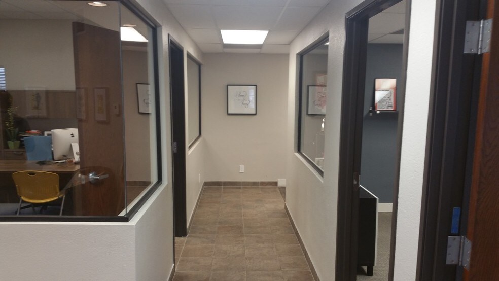 More Photos Of 2345 S Alma School Rd, Mesa Office For Lease