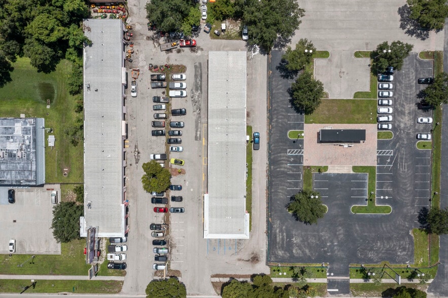 More Photos Of 4145 Fowler St, Fort Myers Auto Repair For Sale