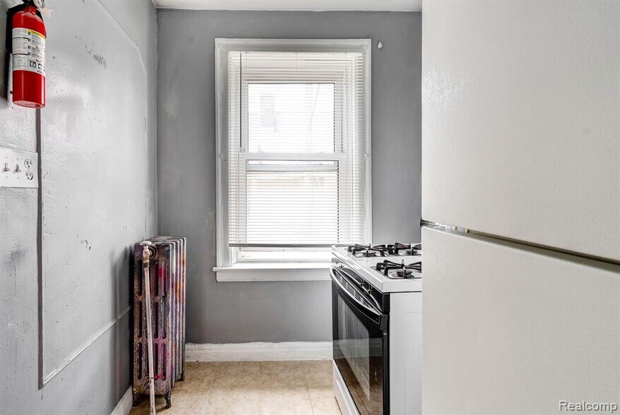 More Photos Of 13535 La Salle Blvd, Detroit Multifamily For Sale