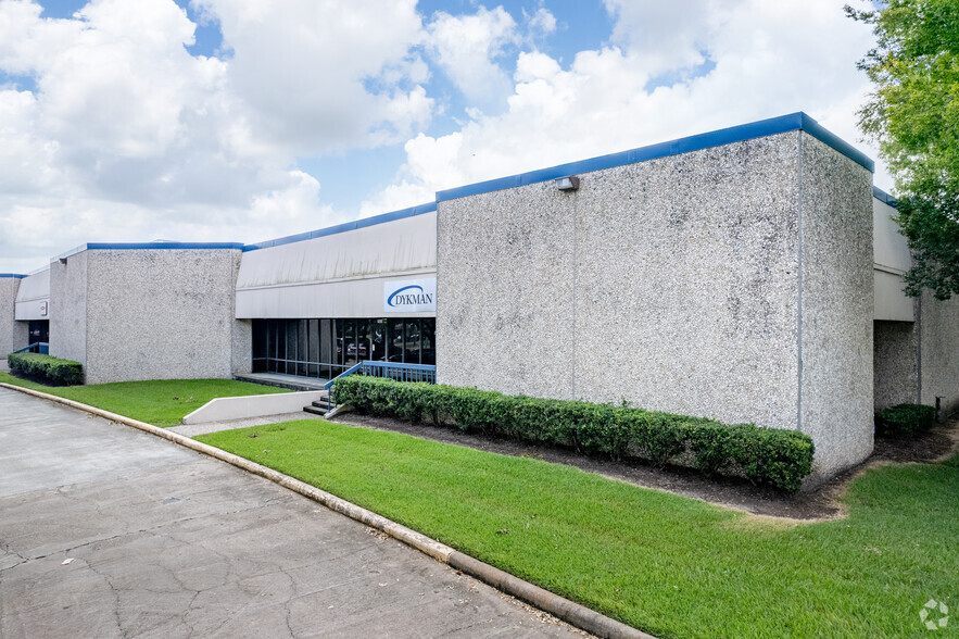 Primary Photo Of 6200-6298 Brookhill Dr, Houston Warehouse For Lease