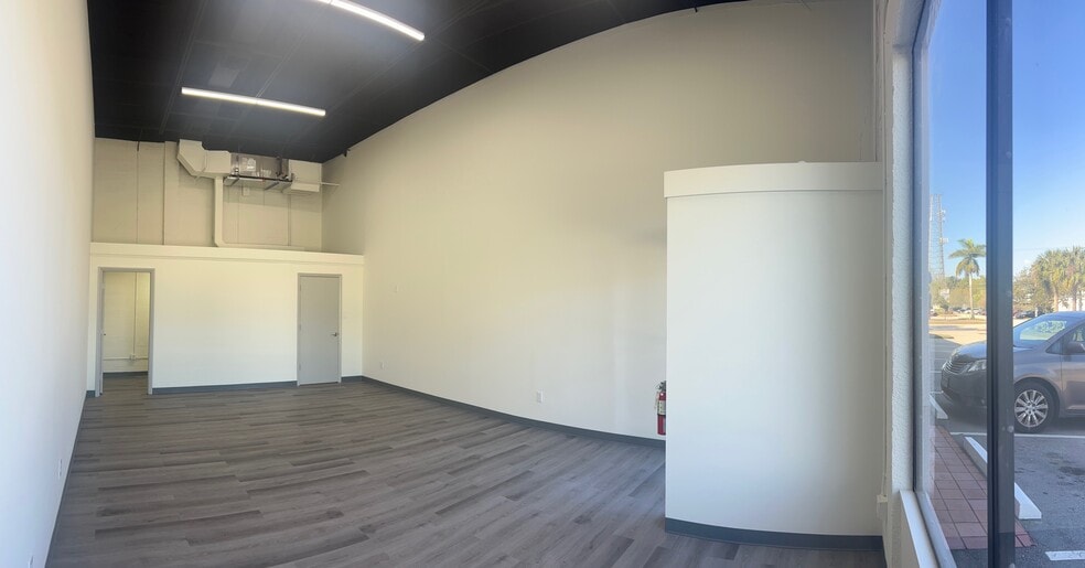 More Photos Of 3132 Fortune Way, Wellington Warehouse For Lease