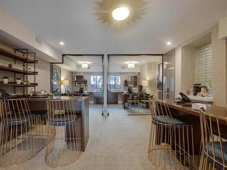 More Photos Of 1745-1750 N Wilcox Ave, Los Angeles Apartments For Sale