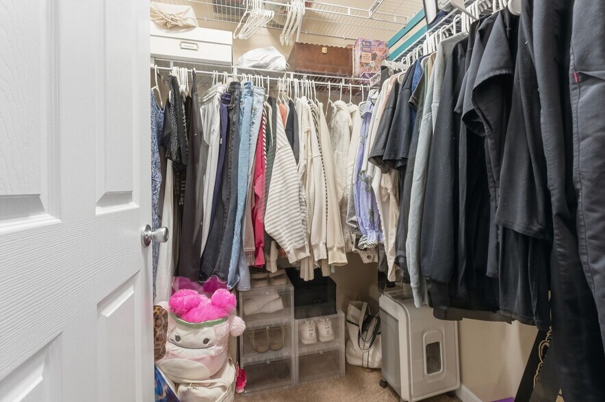 More Photos Of 520 Baird Cove Rd, Franklin Apartments For Sale