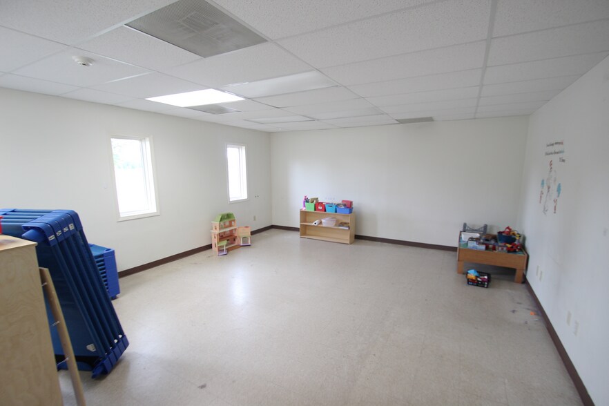 More Photos Of 3824 Center Rd, Brunswick Medical For Lease