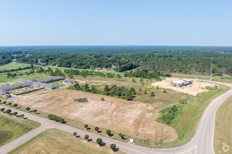 More Photos Of Nissan Parkway, Canton Land For Sale