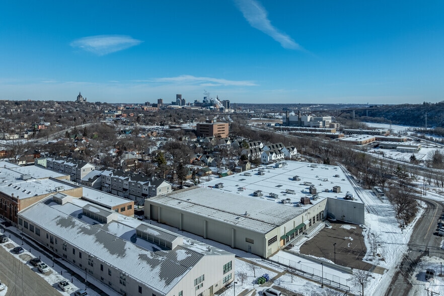 More Photos Of 543 James Ave, Saint Paul Manufacturing For Sale
