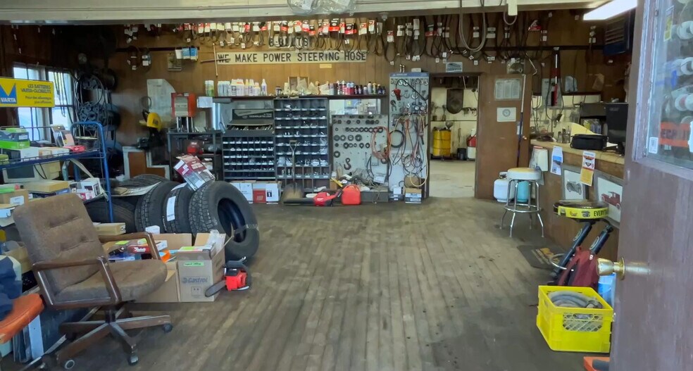 Primary Photo Of 217 Royal St, Imperial Auto Repair For Sale