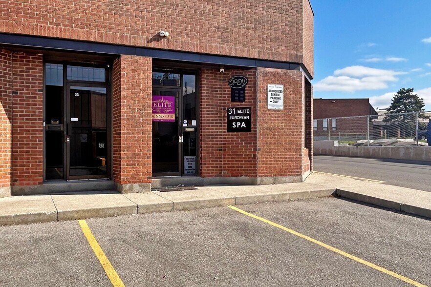 More Photos Of 4801 Keele St, Toronto Warehouse For Sale