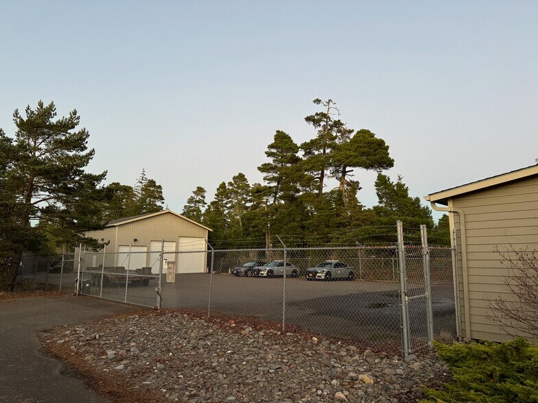 More Photos Of 4480 Highway 101, Florence Industrial For Sale