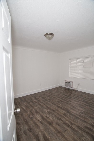 More Photos Of 1995 Bay Dr, Miami Beach Apartments For Sale