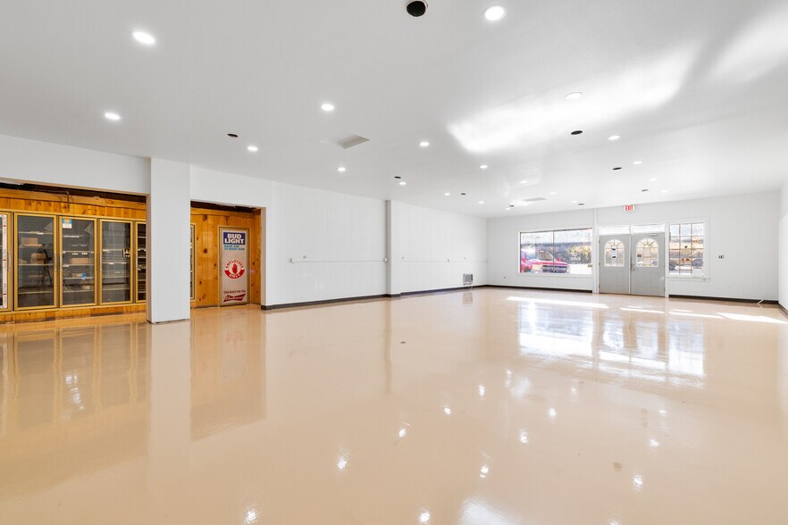 More Photos Of 12300 W Hwy 44, Rapid City Service Station For Sale