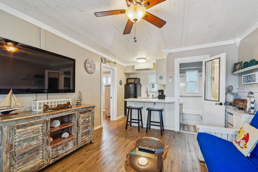 More Photos Of 11730 Gulf Blvd, Treasure Island Apartments For Sale