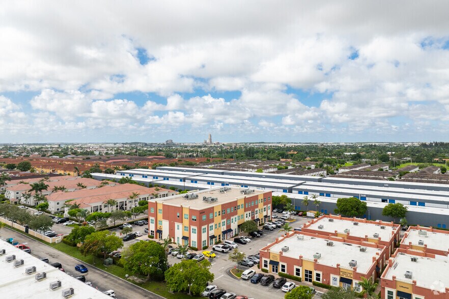 More Photos Of 3408 W 84th St, Hialeah Office For Lease