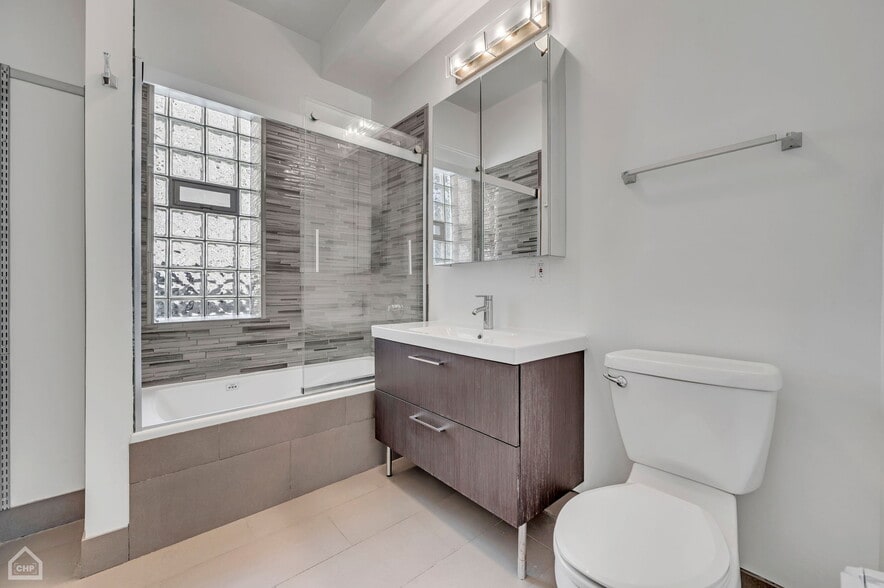 More Photos Of 4745 S Saint Lawrence Ave, Chicago Apartments For Sale