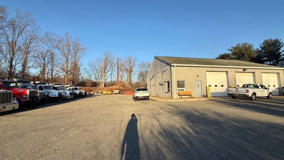 More Photos Of 3211 Bordentown Ave, Parlin Industrial For Sale