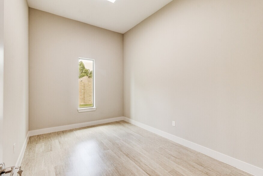 More Photos Of 1698 Keller Pky, Keller Office For Lease