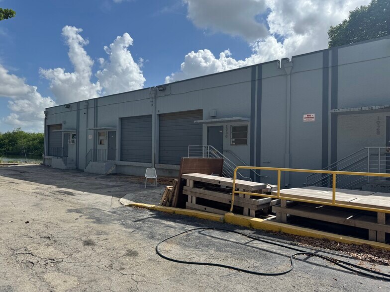 More Photos Of 1920-1934 Stirling Rd, Dania Beach Freestanding For Sale