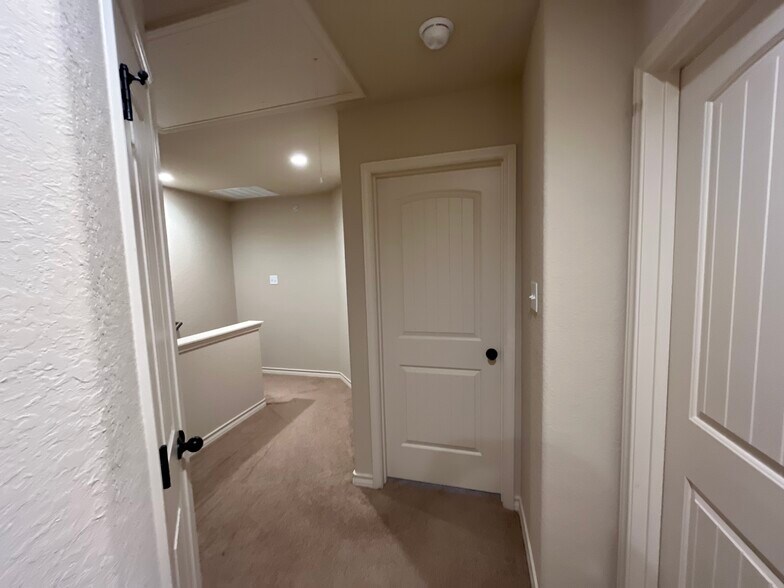 More Photos Of 6407 Luglio Ln, San Antonio Apartments For Sale