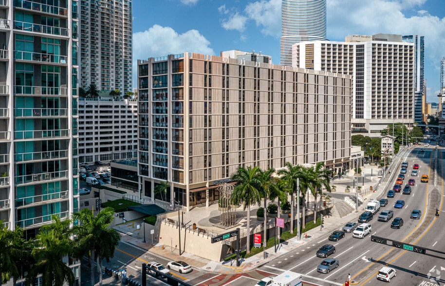 Primary Photo Of 444 Brickell Ave, Miami Office For Lease
