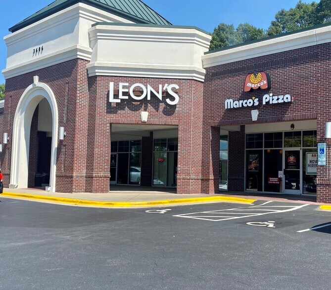 More Photos Of 3606 N Elm St, Greensboro Unknown For Lease