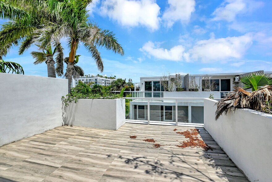 More Photos Of 1000 99th St, Bay Harbor Islands Apartments For Sale