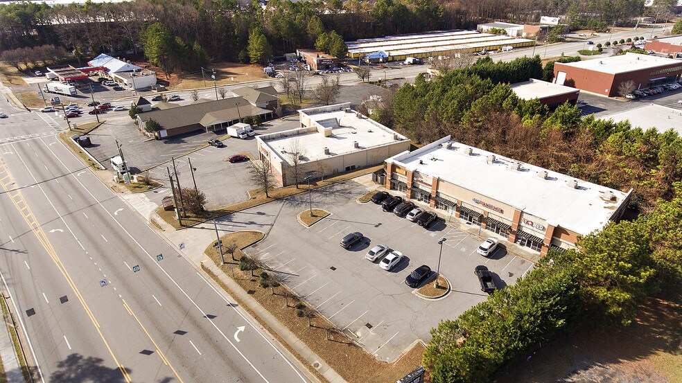 More Photos Of 5245 Buford Hwy, Norcross Storefront Retail Office For Lease