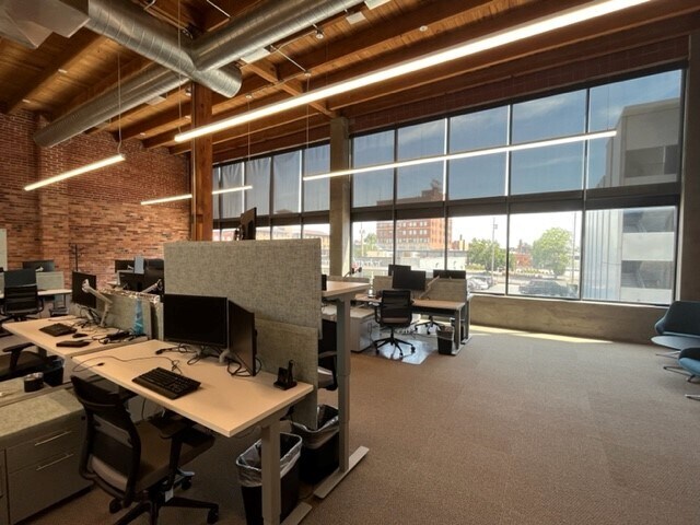 More Photos Of 1816 Walnut St, Kansas City Office For Lease