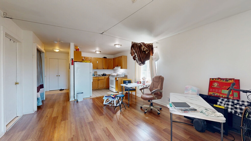 More Photos Of 3142 Coolidge Ave, Oakland Apartments For Sale