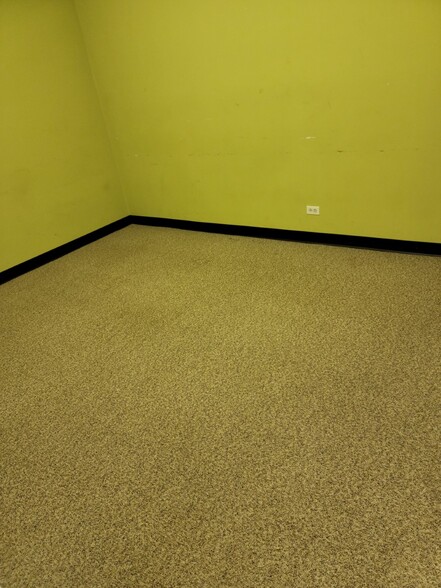 More Photos Of 3265 W Armitage Ave, Chicago Office Residential For Sale