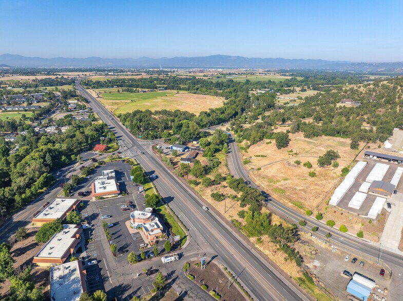 More Photos Of 10569 Hannon Rd, Eagle Point Land For Sale