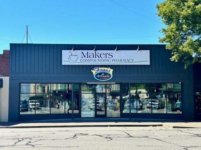 Primary Photo Of 221 S 1st St, Mount Vernon General Retail For Lease