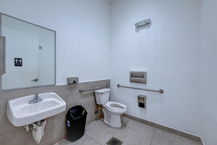 More Photos Of 301 Altara Ave, Coral Gables Apartments For Sale