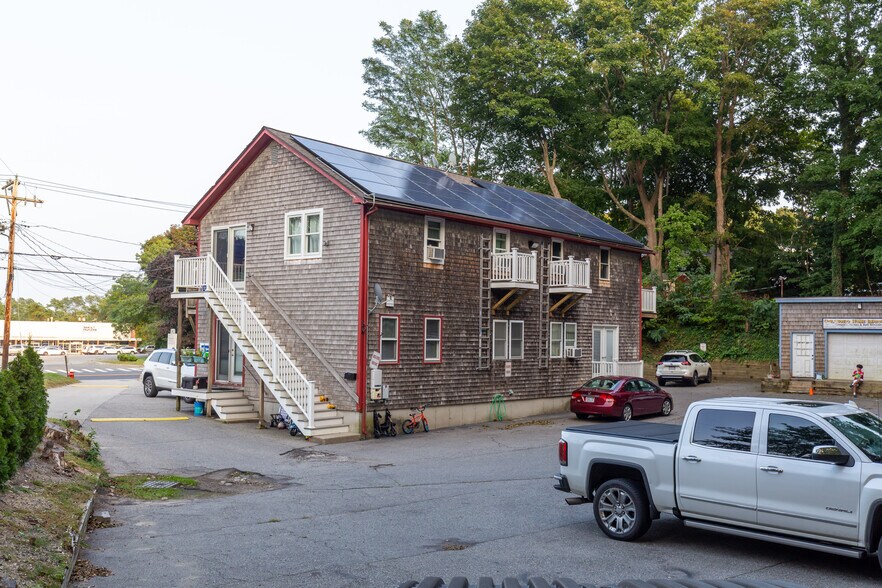 More Photos Of 176-178 Court St, Plymouth Apartments For Sale
