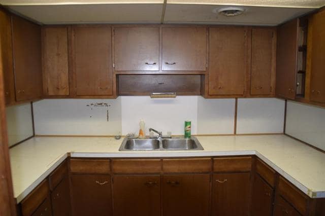 More Photos Of 2222 29th St, Ashland Medical For Sale