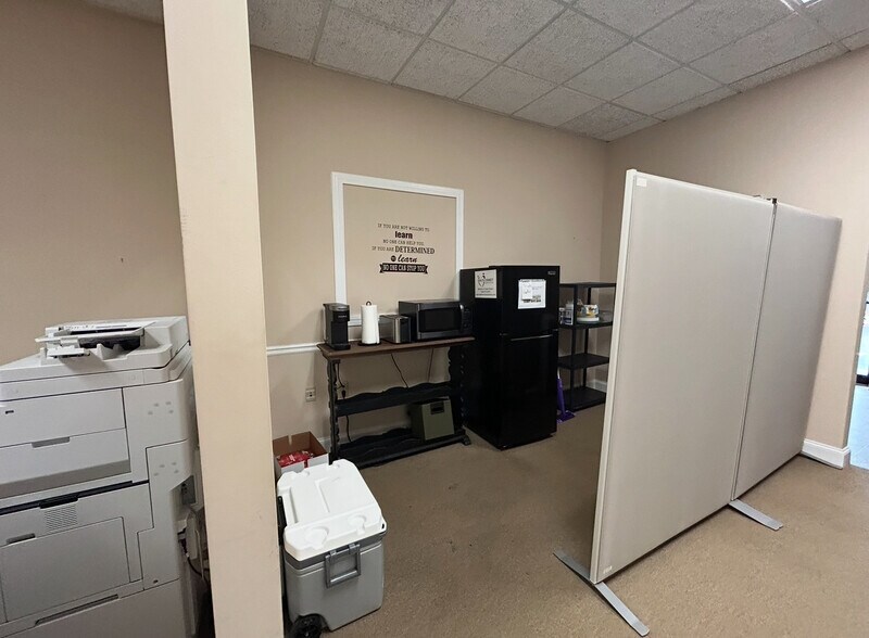 More Photos Of 3030 McEver Rd, Gainesville Medical For Sale