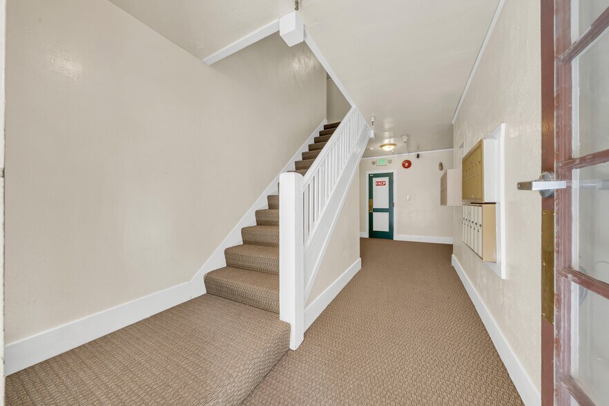 More Photos Of 1021 H St, Sacramento Apartments For Sale