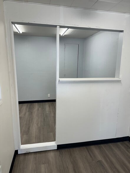 More Photos Of 11440 N Woodside Ave, Santee Unknown For Lease