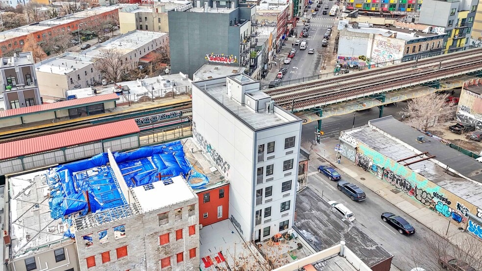 More Photos Of , Brooklyn General Retail For Sale