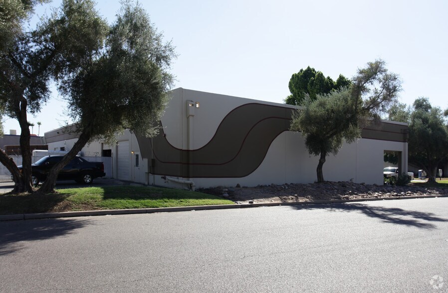 More Photos Of 3151-3157 N 34th Dr, Phoenix Warehouse For Lease