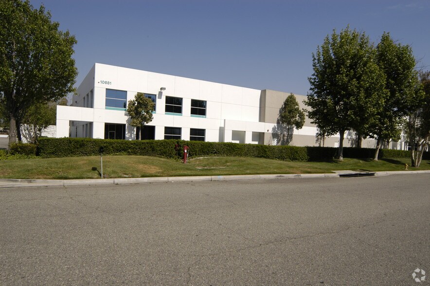 More Photos Of 10681 Business Dr, Fontana Warehouse For Sale