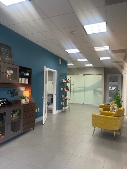 More Photos Of 4960 SW 72nd Ave, Miami Medical For Lease