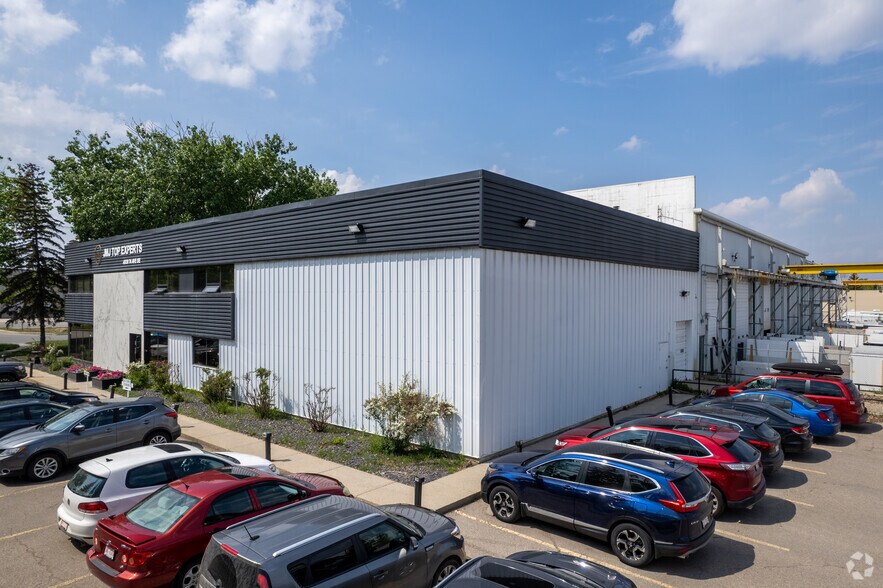 More Photos Of 4930 74th Ave SE, Calgary Warehouse For Lease