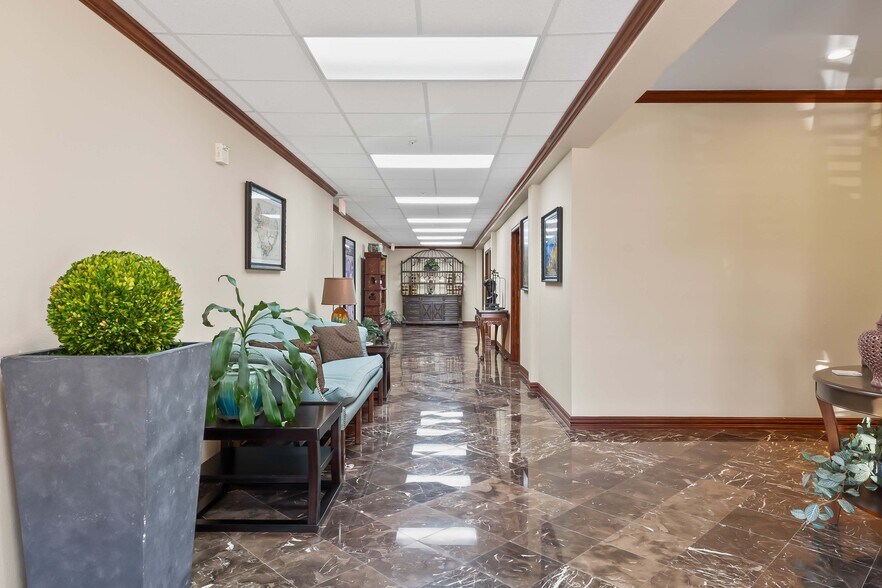 More Photos Of 1312 E 14th St, Plano Office For Lease