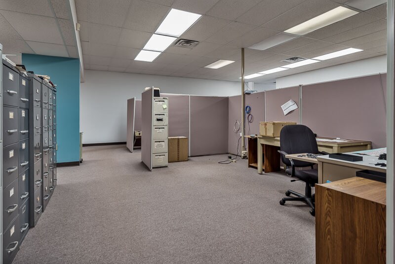 More Photos Of 13647 Metric Rd, Roscoe Industrial For Lease