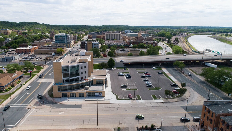 More Photos Of 201 N Riverfront Dr, Mankato Office Residential For Lease