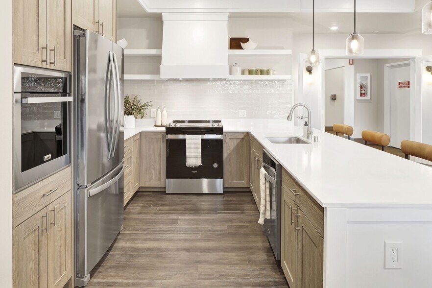 More Photos Of 801 Aaron Dr, Lynden Apartments For Sale