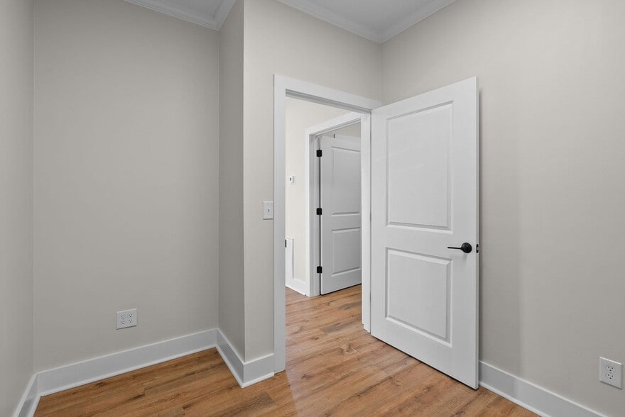 More Photos Of 26210 Equity Dr, Daphne Light Distribution For Lease