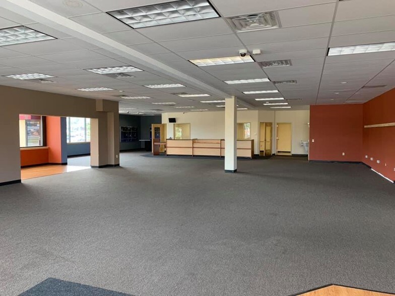 More Photos Of 5 Willowdale Dr, Frederick Unknown For Lease