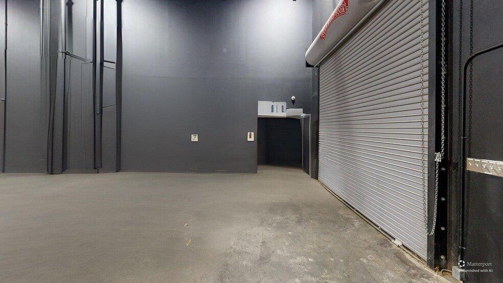 More Photos Of 550 Somerset Ter NE, Atlanta General Retail For Lease