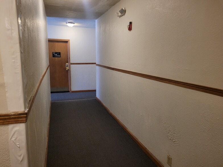 More Photos Of 2834 W Atkinson Ave, Milwaukee Freestanding For Sale